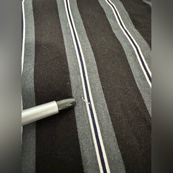 ASOS DESIGN Men’s revere stripe shirt in Black Retro Stripe Size S 100% Viscose - Picture 4 of 5